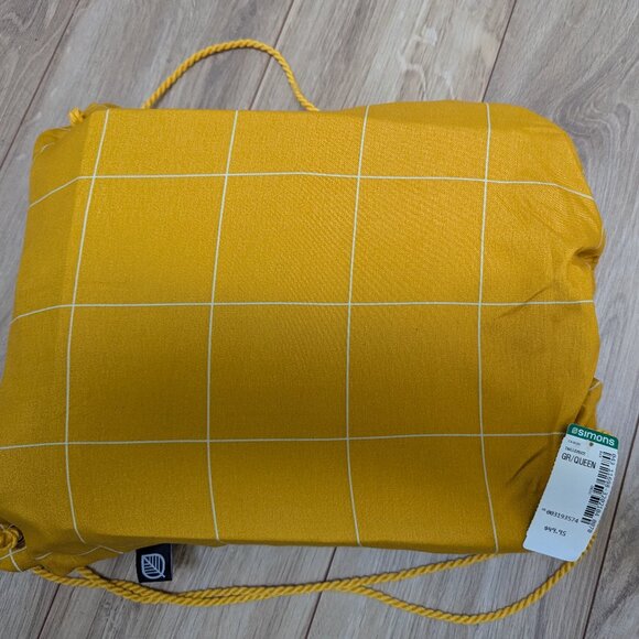 Checkered Yellow Queen Size Duvet Cover - Picture 1 of 1